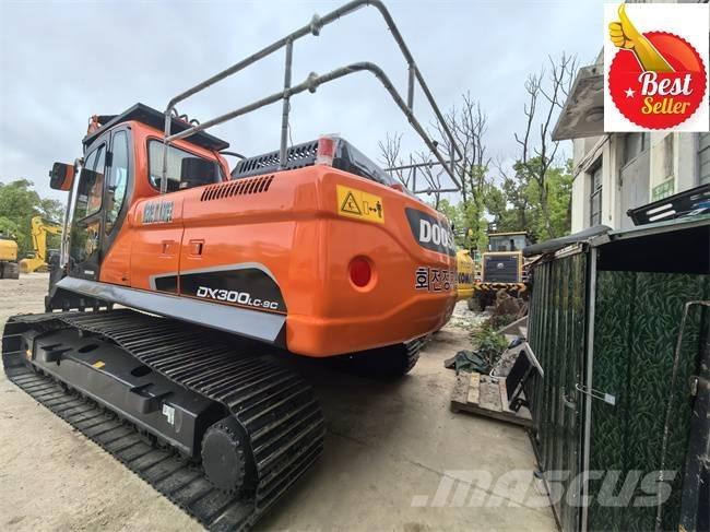 Doosan DX 300 LC Lánctalpas kotrók