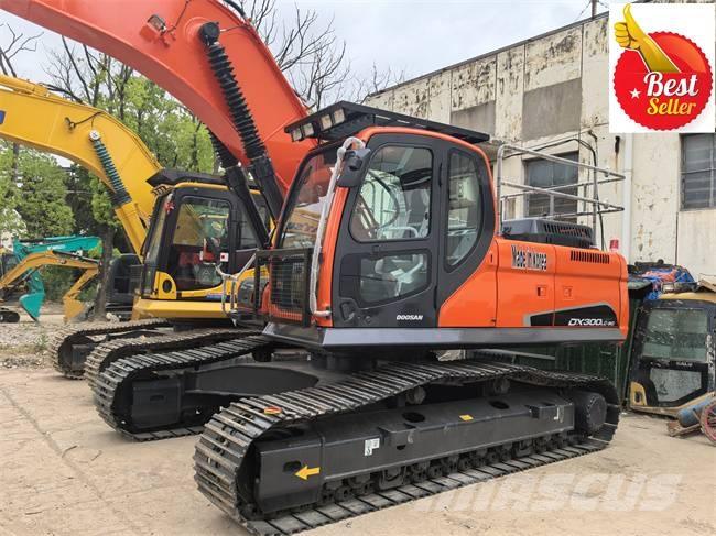 Doosan DX 300 LC Lánctalpas kotrók