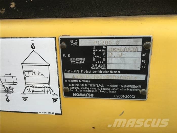 Komatsu PC 200-8 Lánctalpas kotrók