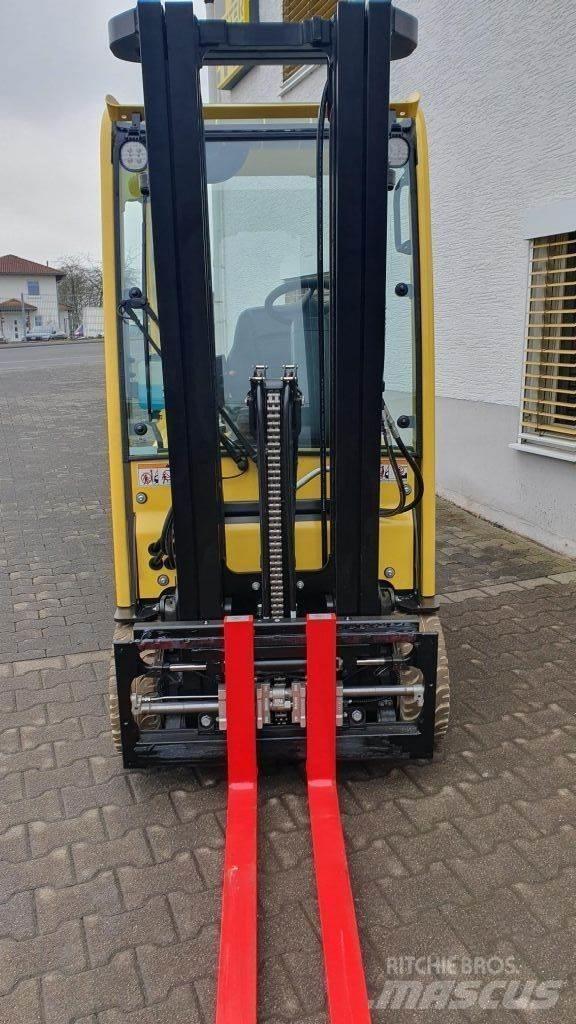 Hyster J1.6XNT Elektromos targoncák