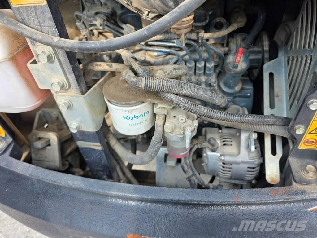 Kubota KX 027-4 Mini kotrók < 7t