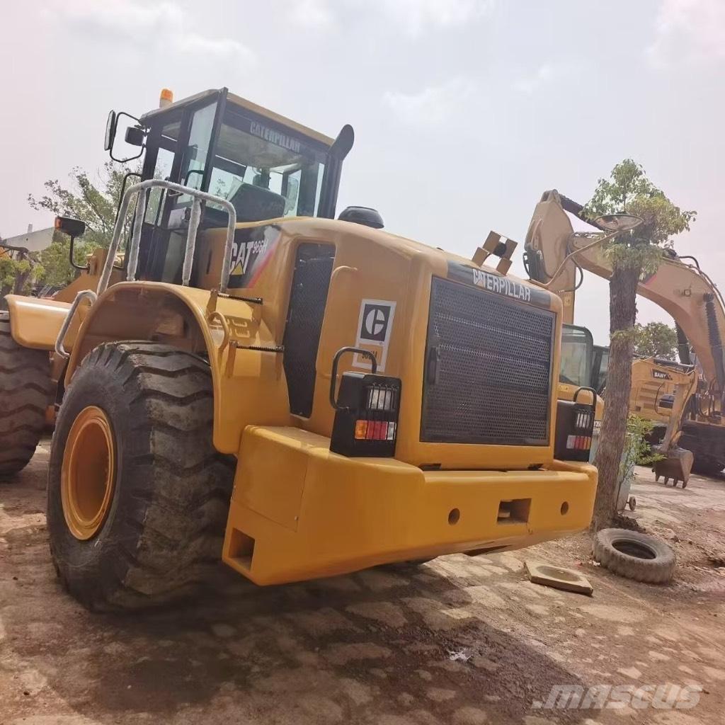 CAT 966H Gumikerekes homlokrakodók