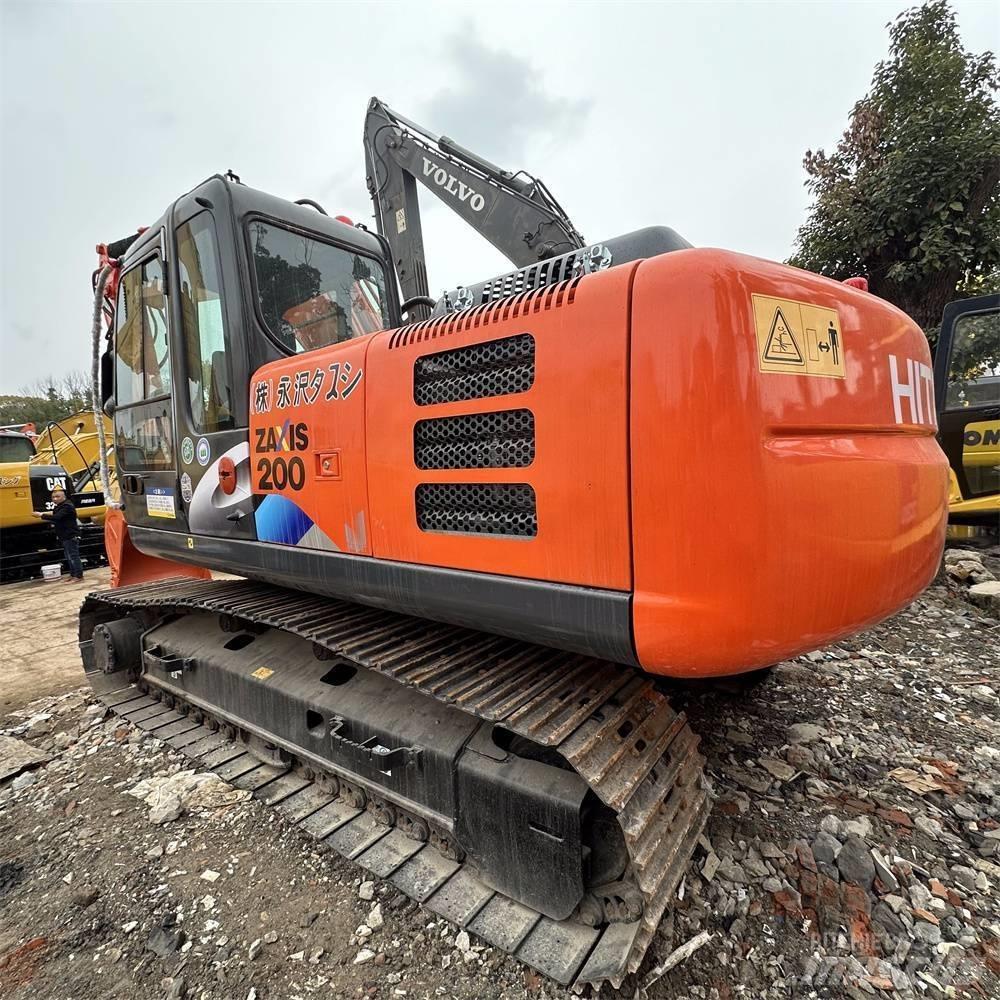 Hitachi ZX 200-3 G Lánctalpas kotrók