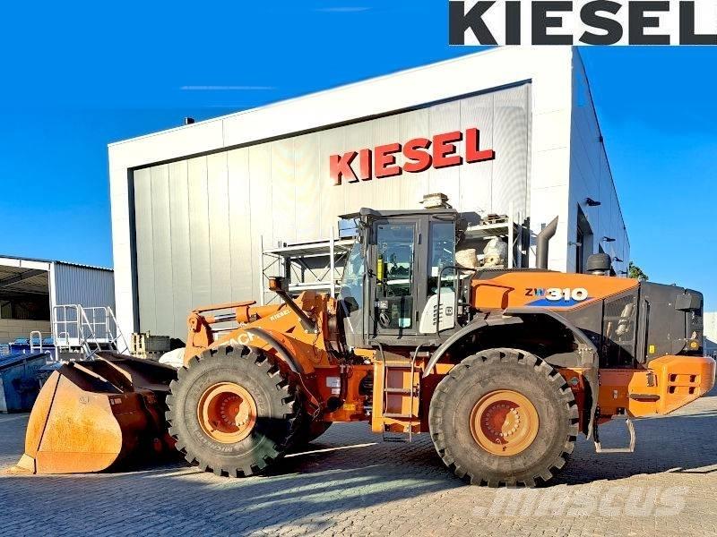 Hitachi ZW 310-6 Gumikerekes homlokrakodók