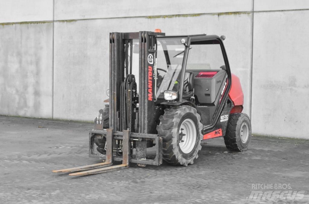 Manitou MC 25-4 Dízel targoncák
