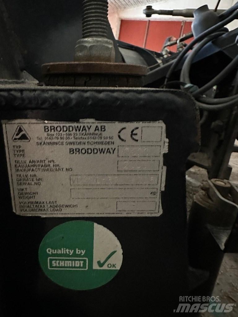 Gradmeko 320 v Hóeltakarítók