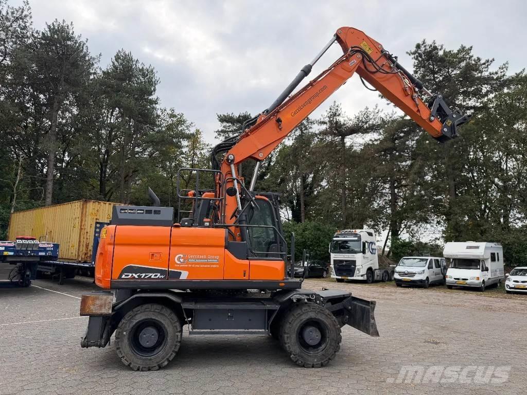 Doosan DX170W-5 Gumikerekes kotrók