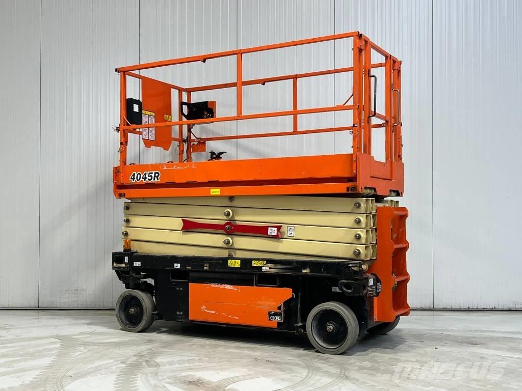 JLG 4045R Ollós emelők