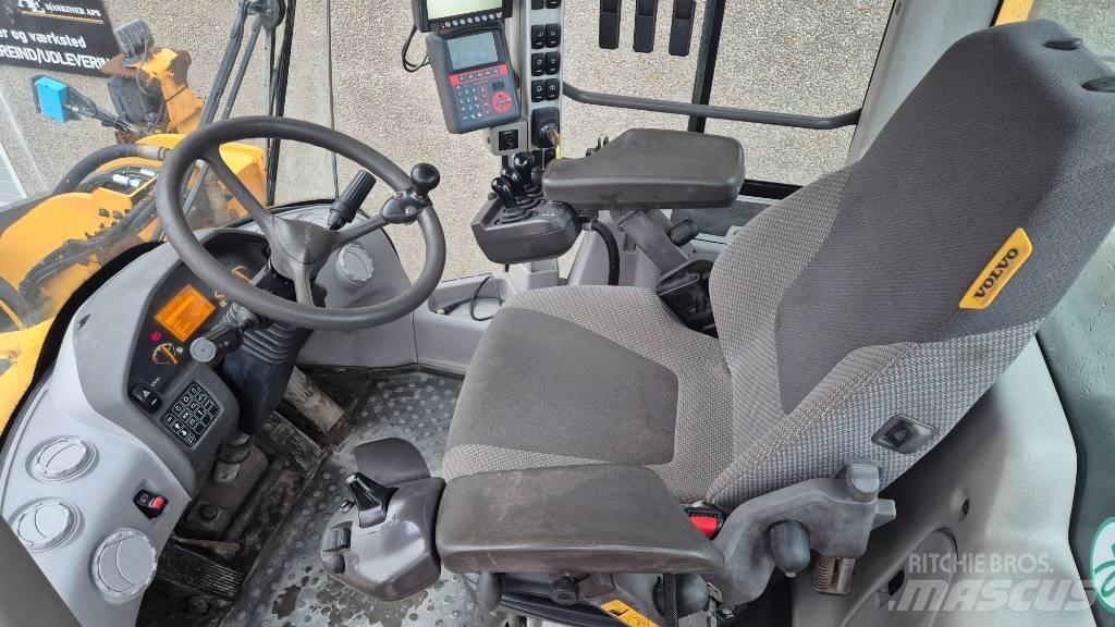 Volvo L 180 G Gumikerekes homlokrakodók