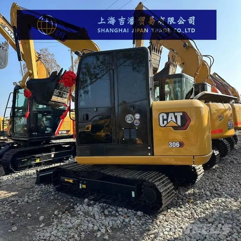 CAT 306 Mini kotrók < 7t