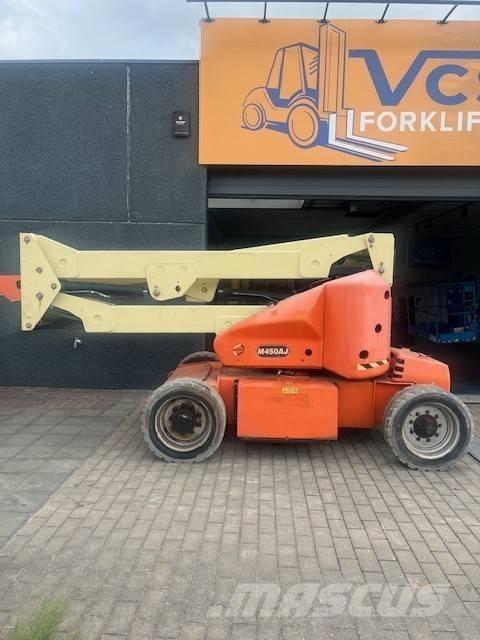 JLG M 450 AJ Karos emelők