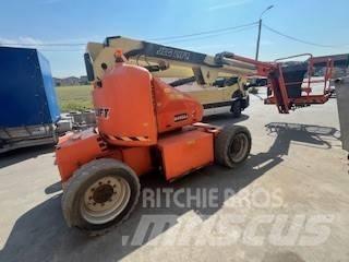 JLG M 450 AJ Karos emelők
