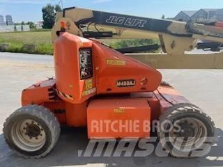 JLG M 450 AJ Karos emelők