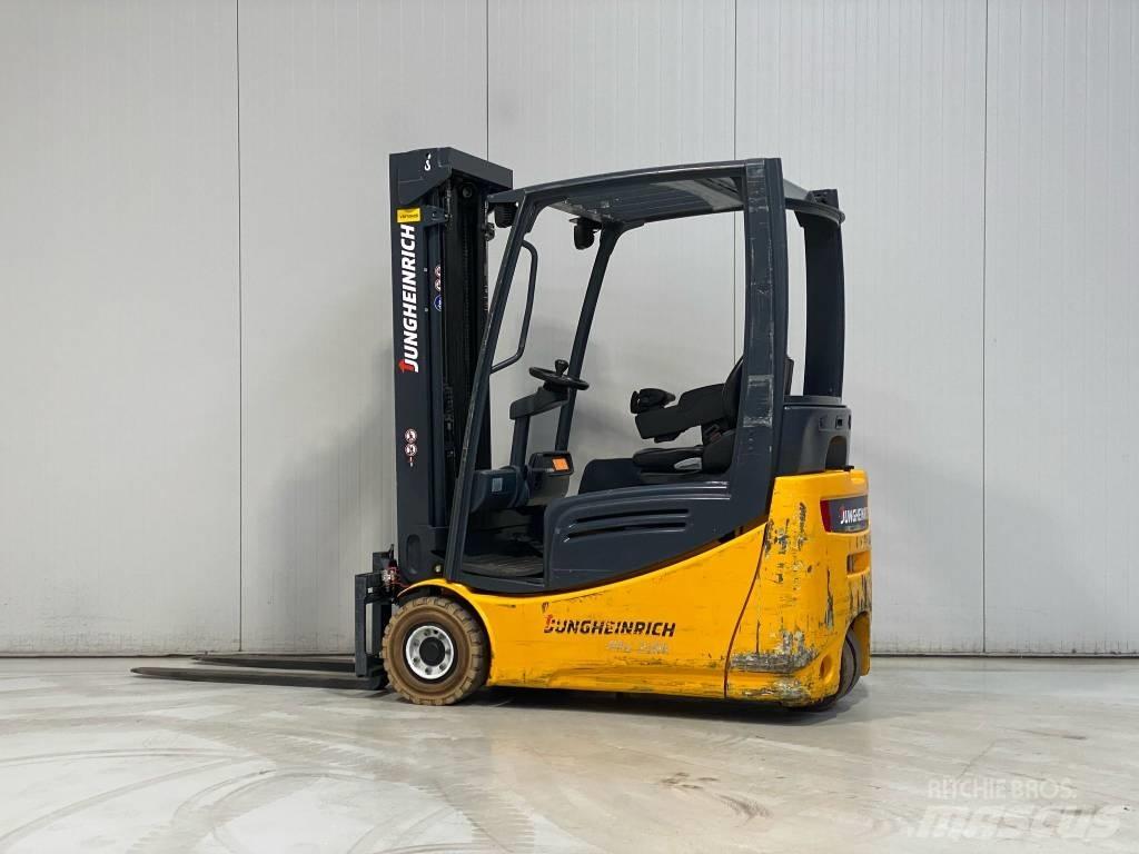 Jungheinrich EFG216k Elektromos targoncák