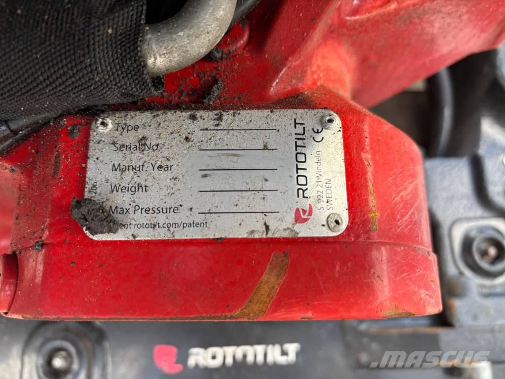 CAT 310 Lánctalpas kotrók
