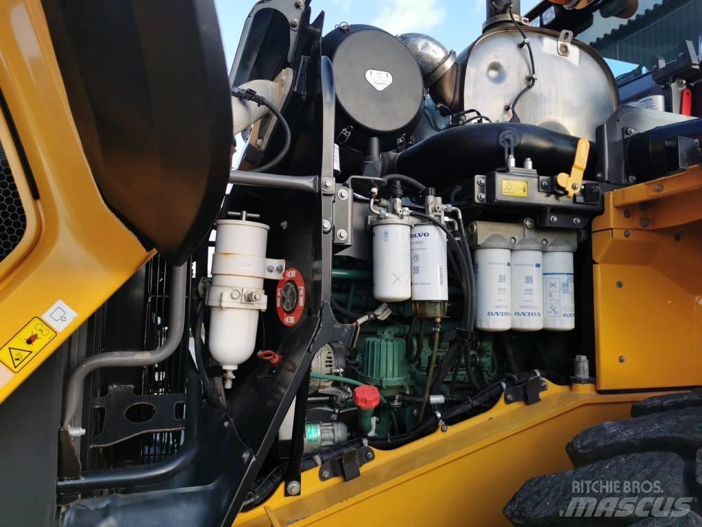 Volvo L 150 H / L150H Gumikerekes homlokrakodók