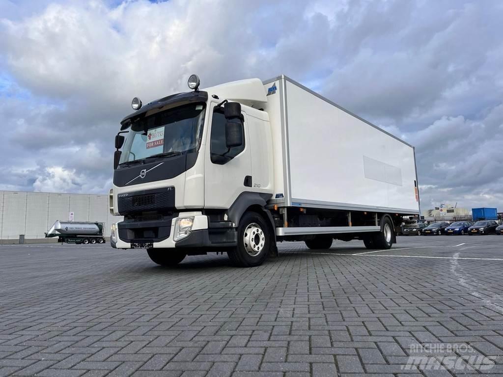 Volvo FL210 Dobozos teherautók