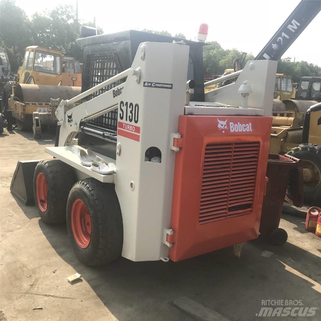 Bobcat S 130 Kompaktrakodók