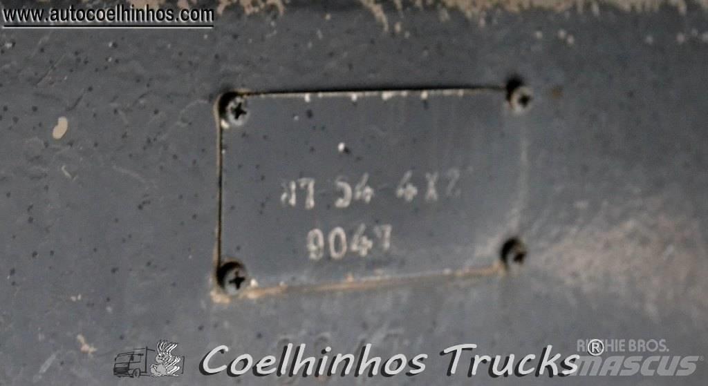 Volvo N7 20 Billenő teherautók