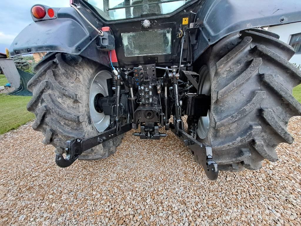Valtra N 121 Traktorok