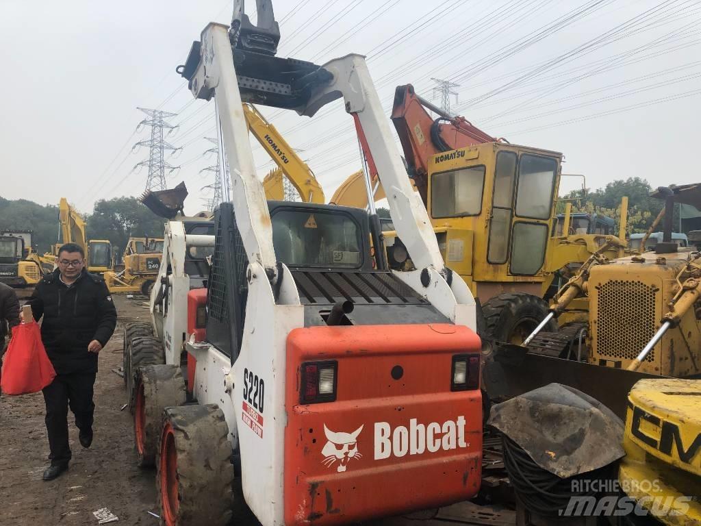 Bobcat S 220 Kompaktrakodók