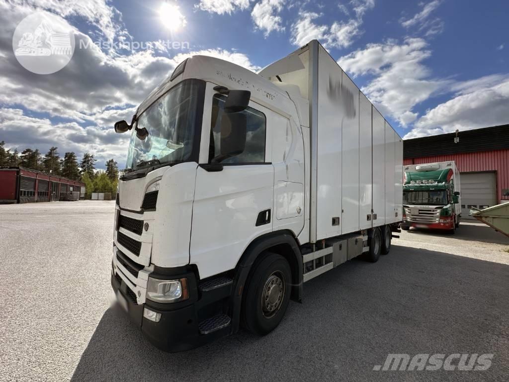 Scania R 520 Dobozos teherautók