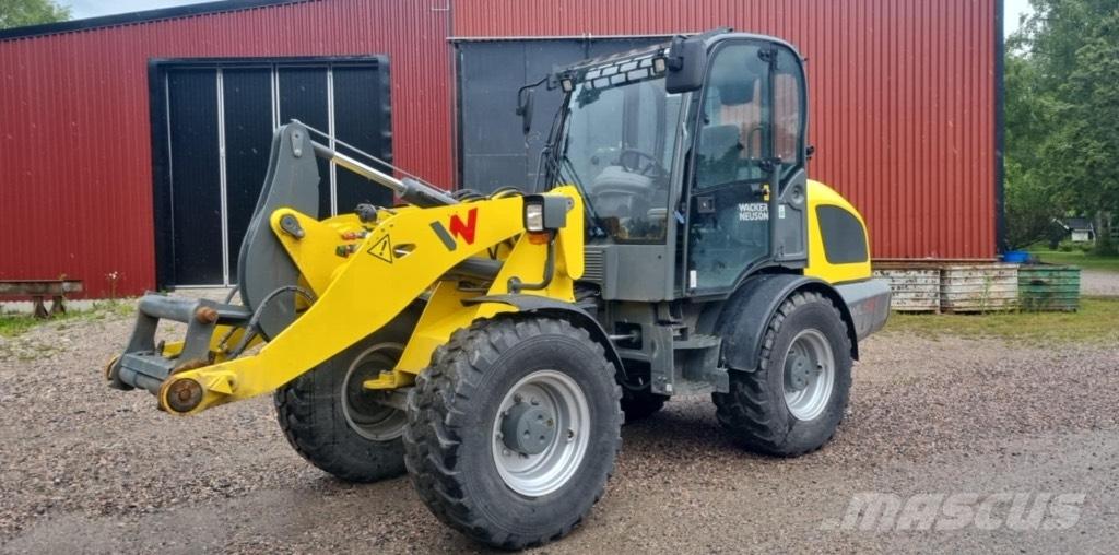 Wacker Neuson WL 52 Gumikerekes homlokrakodók