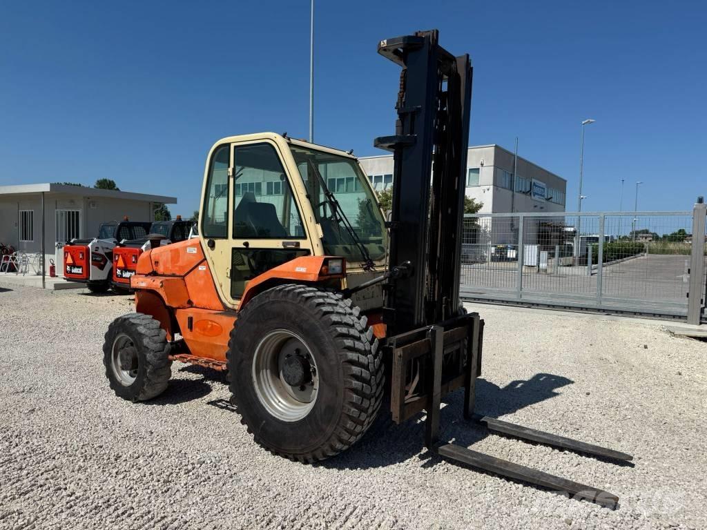 Manitou M 30.4 Dízel targoncák