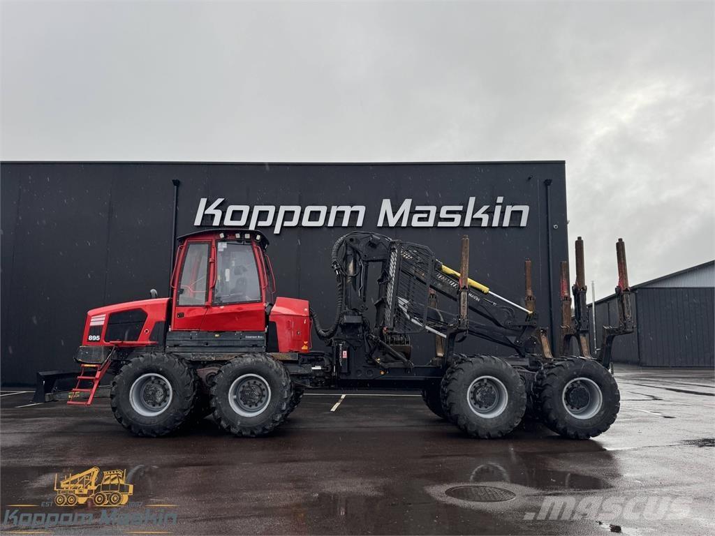 Komatsu 895 Kihordók