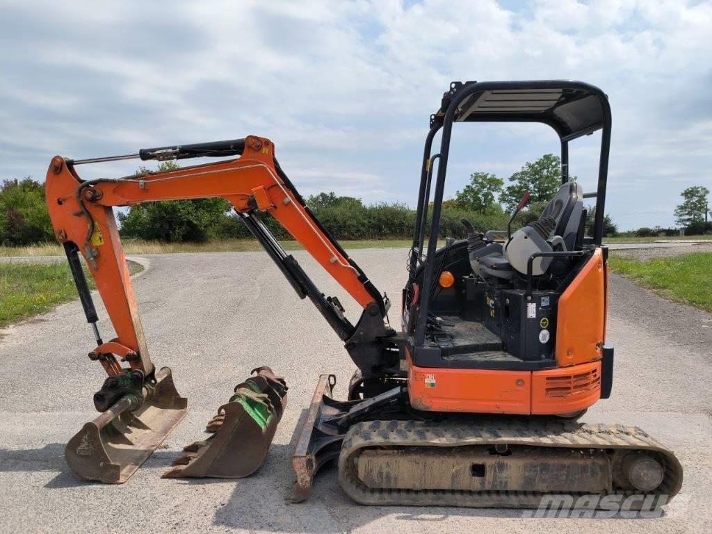 Hitachi ZX 26 U-5A Mini kotrók < 7t