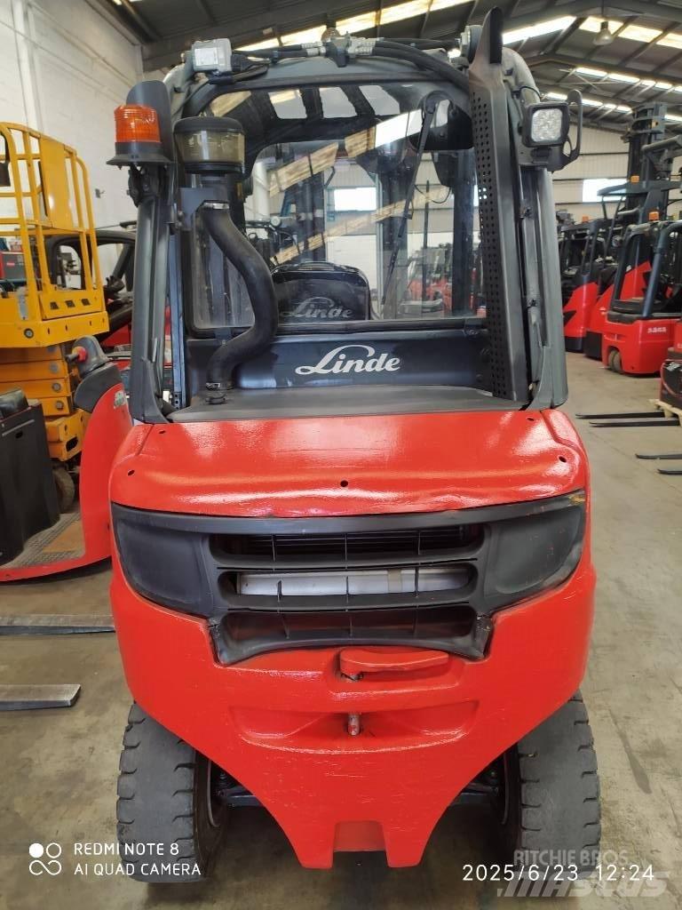 Linde H 35 D Dízel targoncák