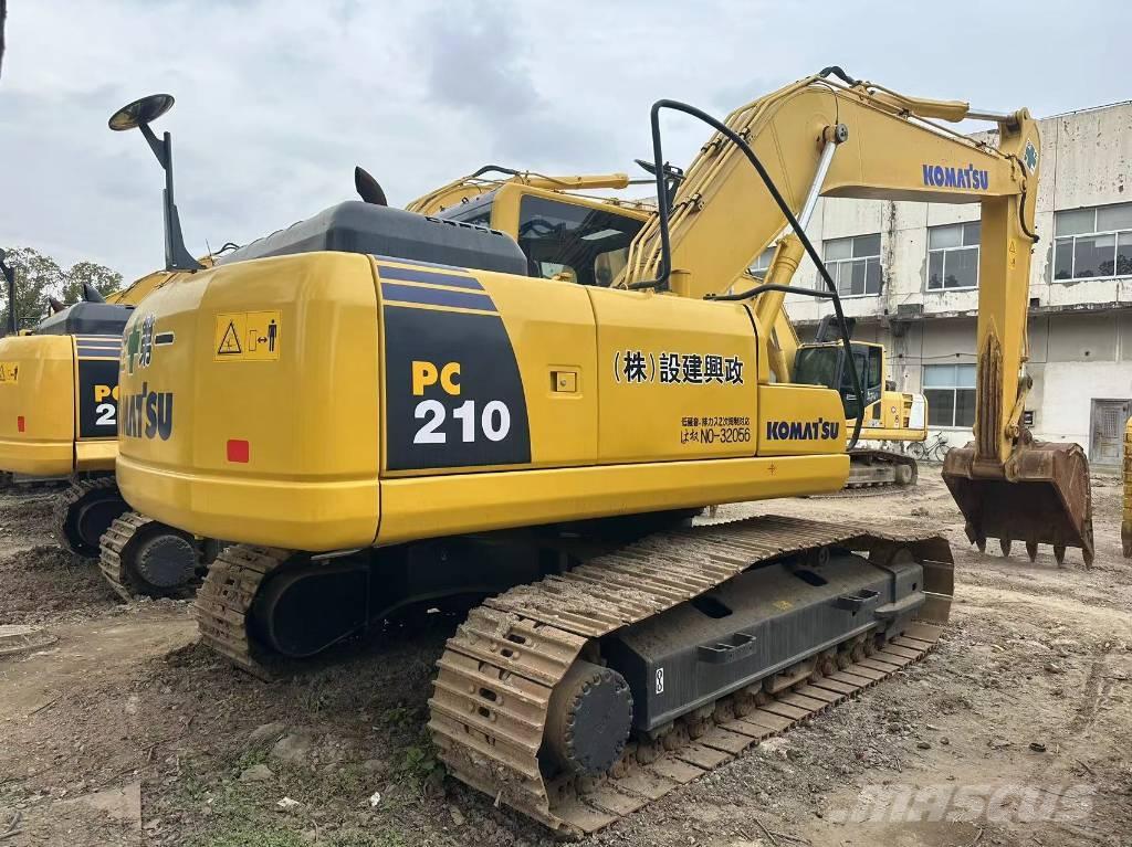 Komatsu PC 210 LC Lánctalpas kotrók
