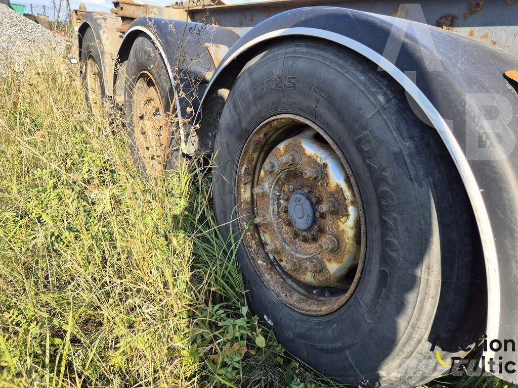 Renders N3ST31L Elhúzható ponyvás félpótkocsik