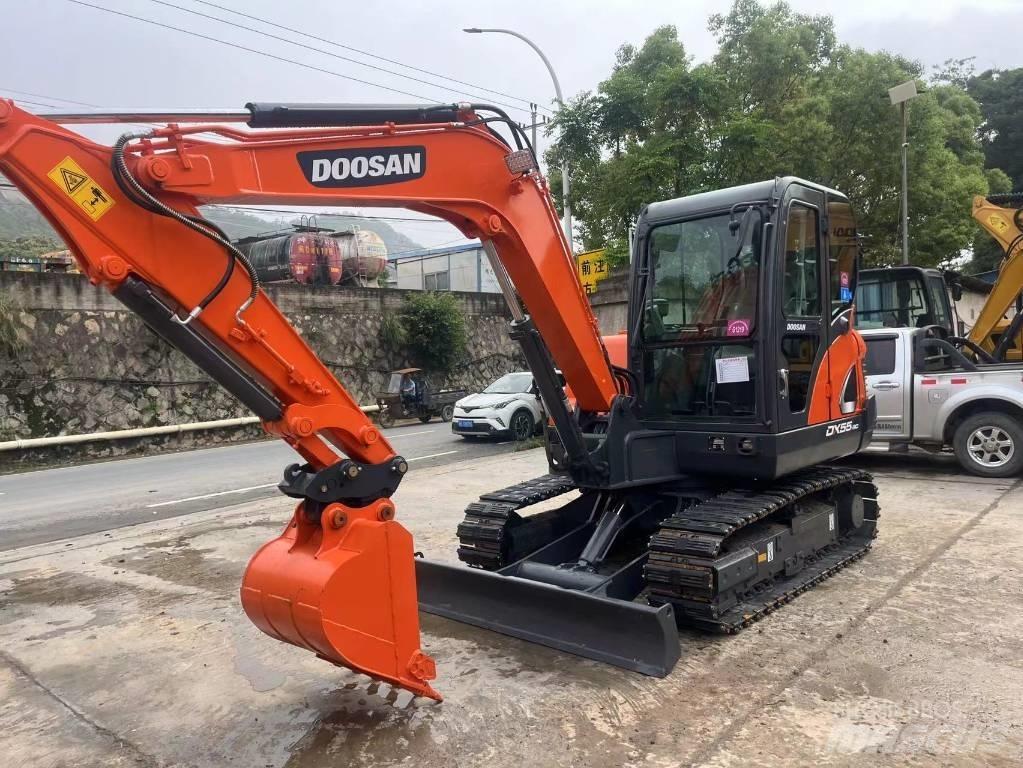 Doosan DX55-9C Mini kotrók < 7t