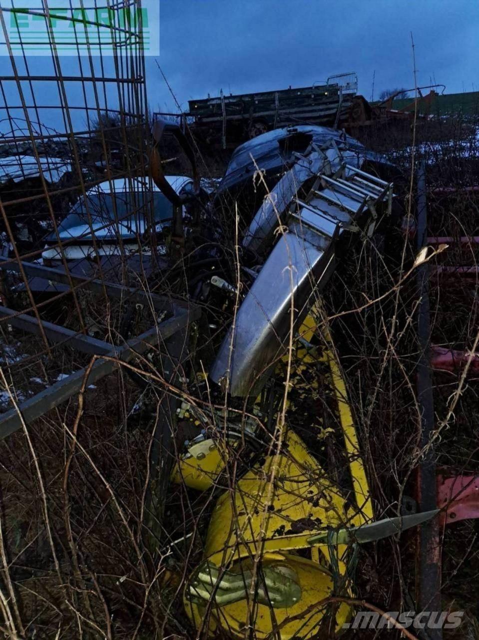 CLAAS jaguar 950 Önjáró szecskázók