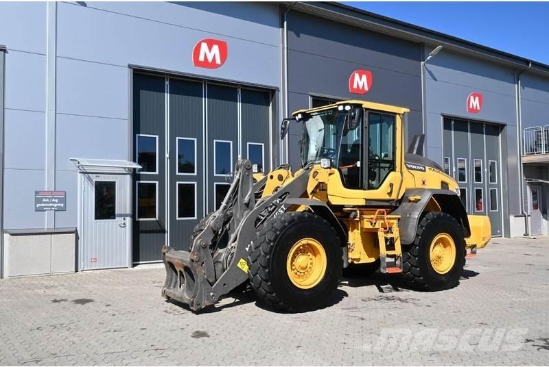 Volvo L90H Gumikerekes homlokrakodók