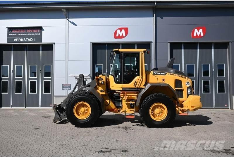 Volvo L90H Gumikerekes homlokrakodók