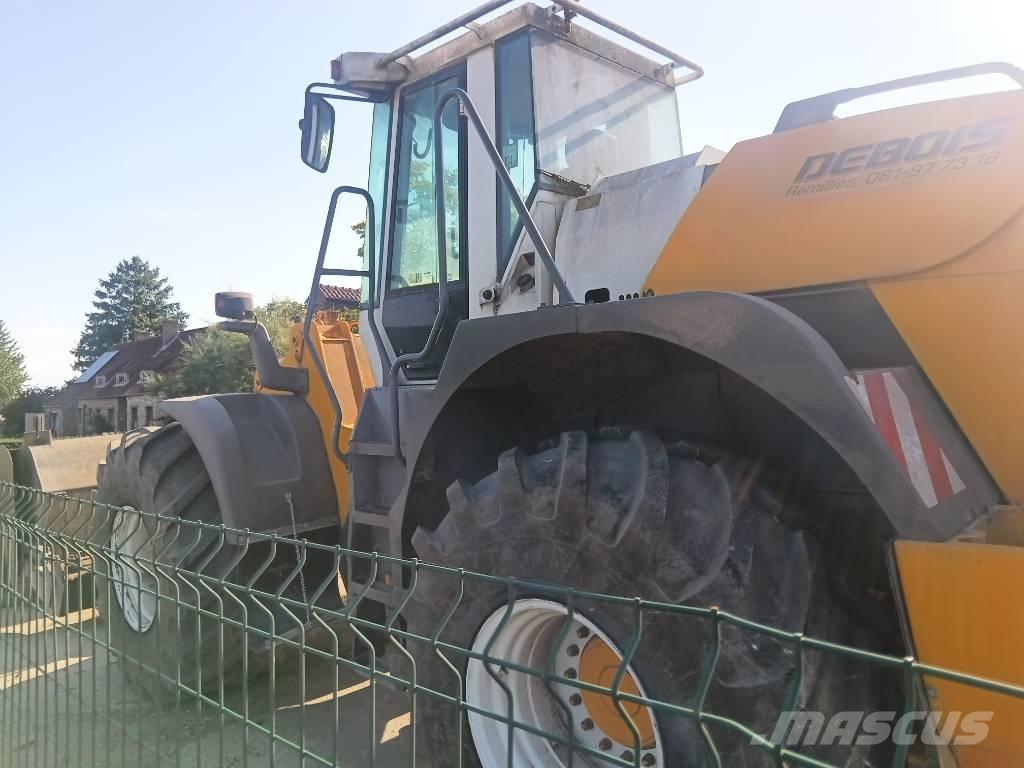 Liebherr L 544 Gumikerekes homlokrakodók