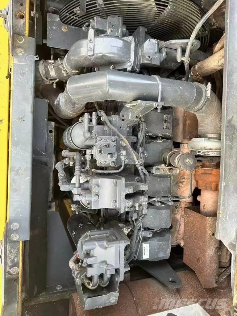 Komatsu 450-8 Lánctalpas kotrók