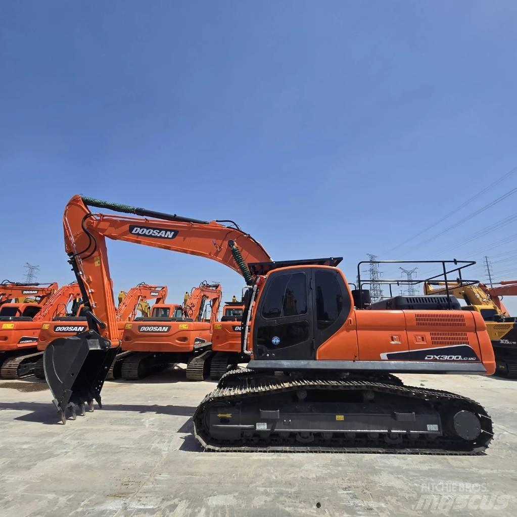 Doosan DX 300 LC Mini kotrók < 7t