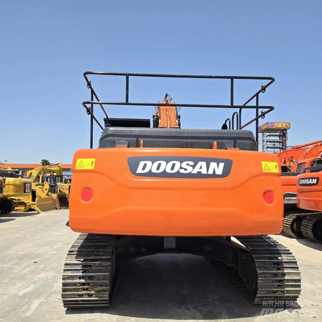 Doosan DX 300 LC Mini kotrók < 7t