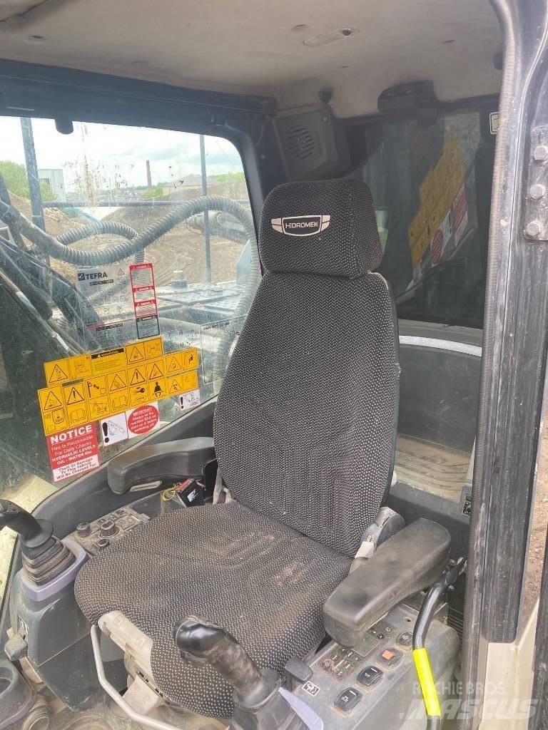 Hidromek HMK 220 LC Lánctalpas kotrók