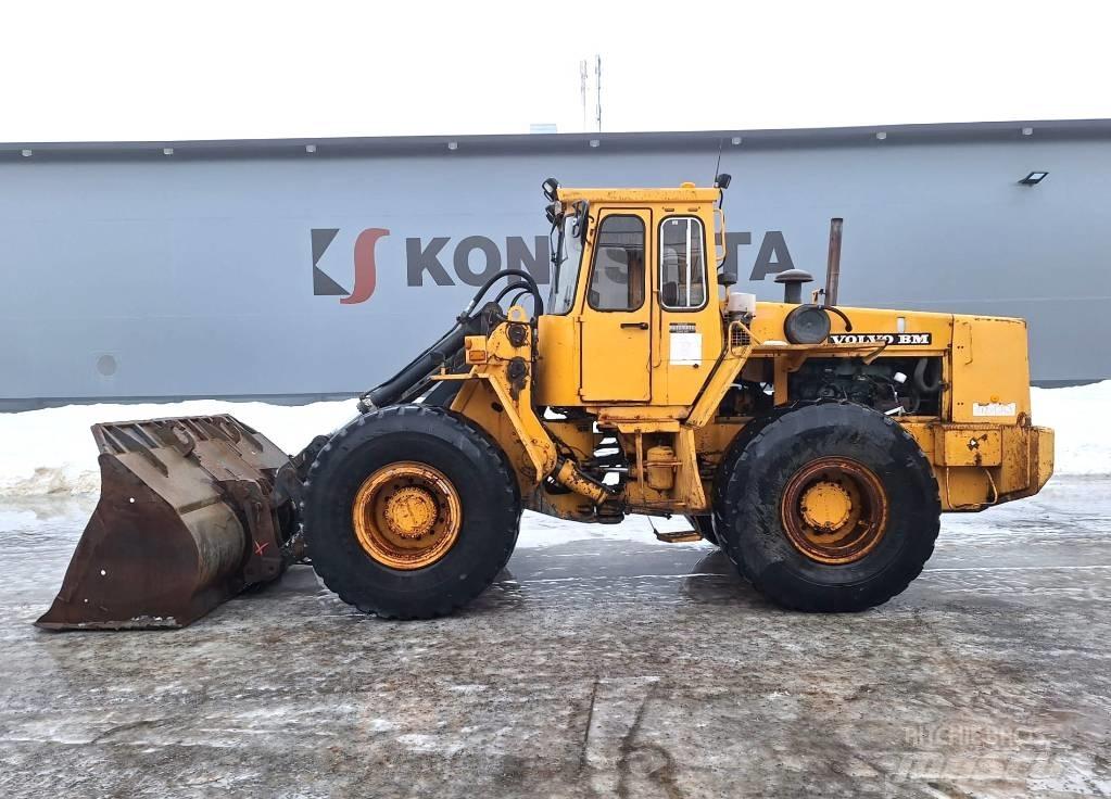 Volvo BM 4500 Gumikerekes homlokrakodók