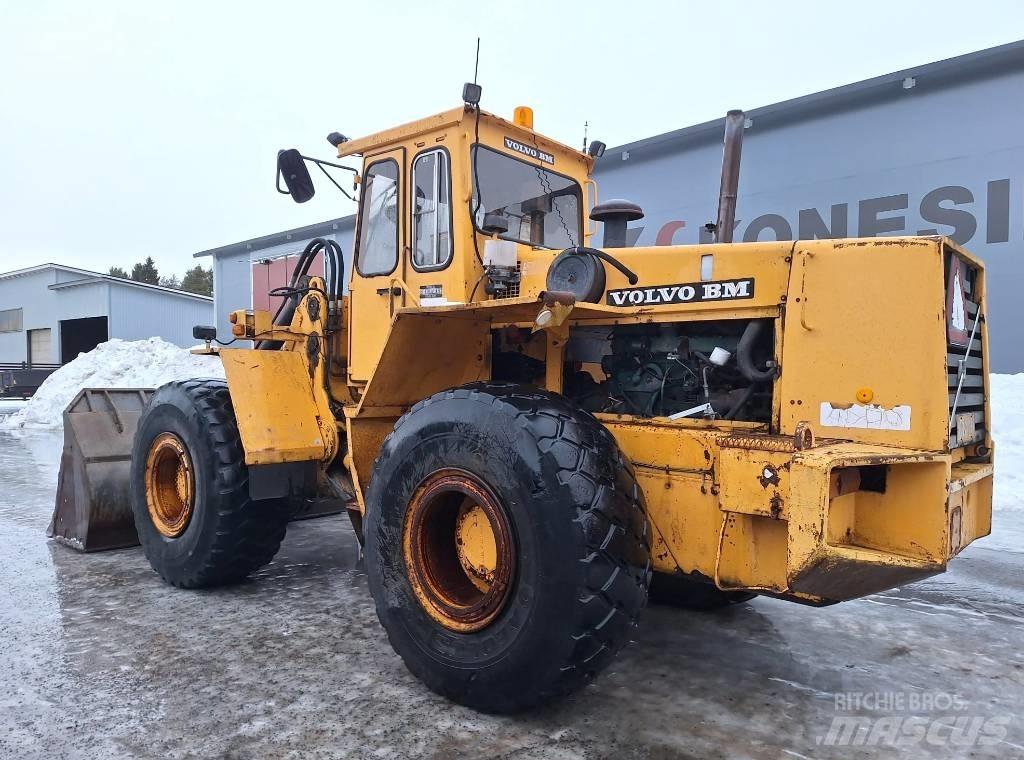 Volvo BM 4500 Gumikerekes homlokrakodók
