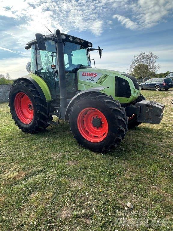 CLAAS Arion 430 Traktorok