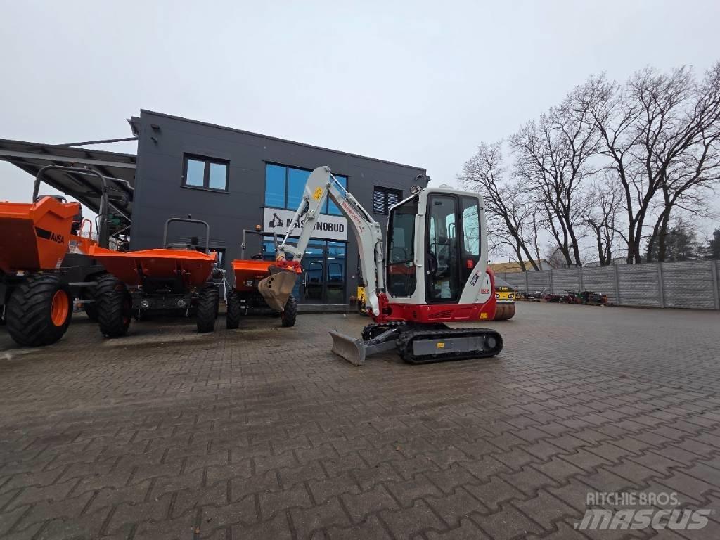 Takeuchi TB 216 Mini kotrók < 7t