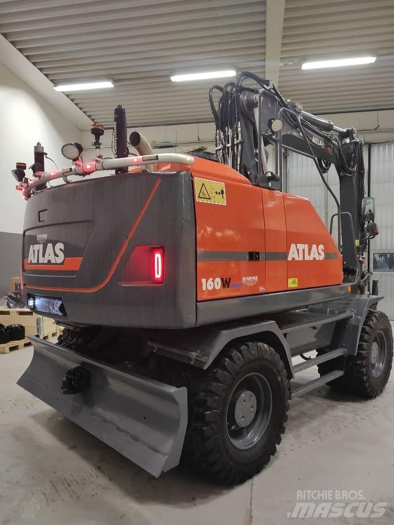 Atlas 160 W Gumikerekes kotrók