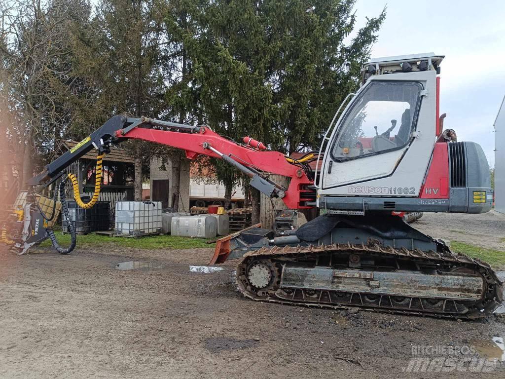 Neuson 11002 HV Betakarítók