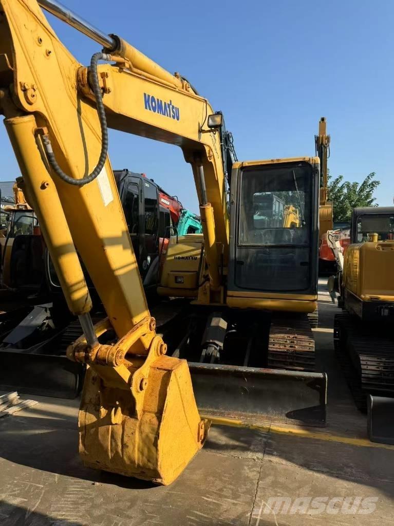 Komatsu PC 60-7 Mini kotrók < 7t