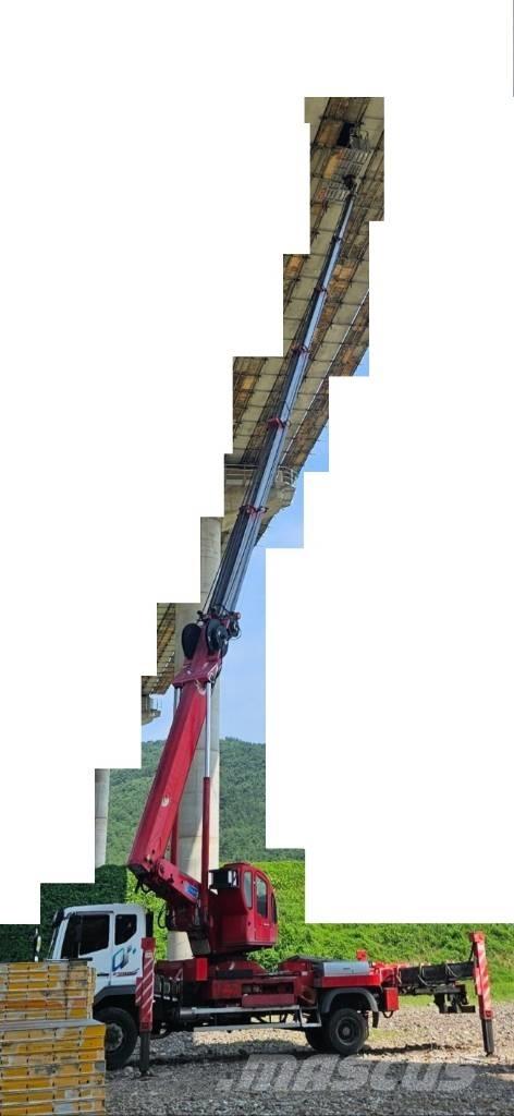 Horyong SKY450 Teherautóra szerelt emelők és állványok